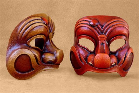 Commedia Dell Arte Harlequin Mask. $77.00, via Etsy. | Harlequin mask ...